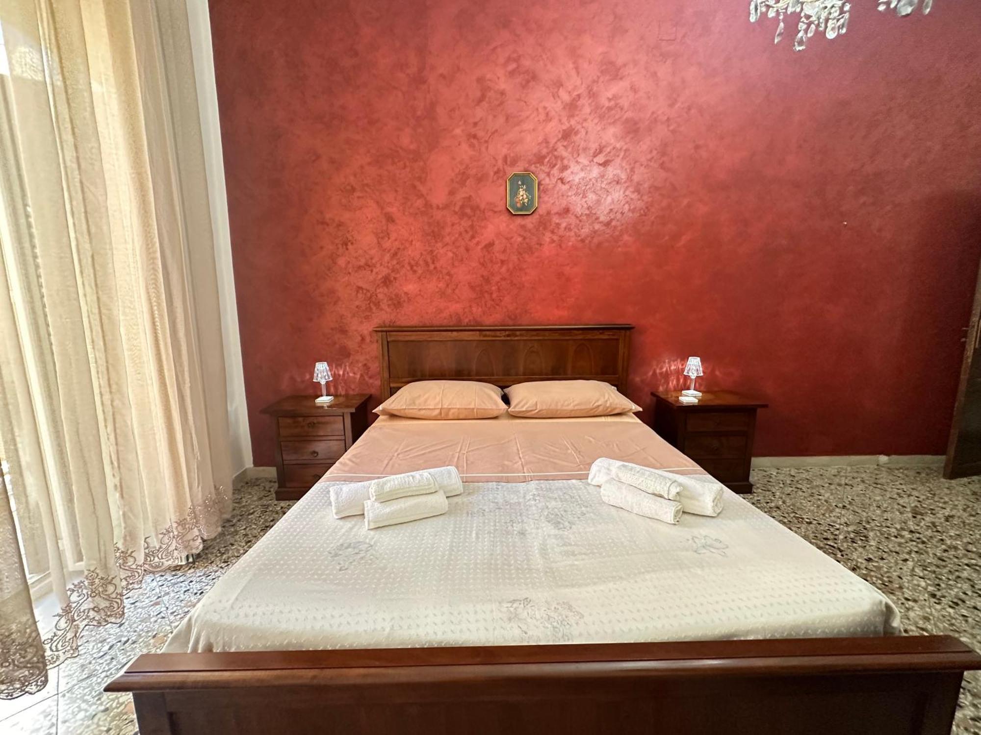 "La Piazza"Di Nino&Daniela Villa Capaci Luaran gambar